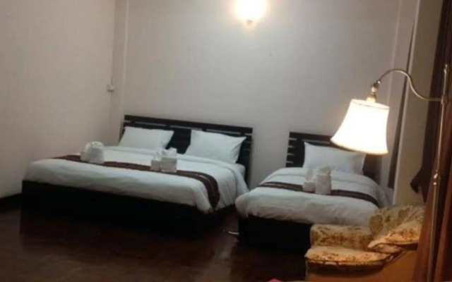 DE Guesthouse