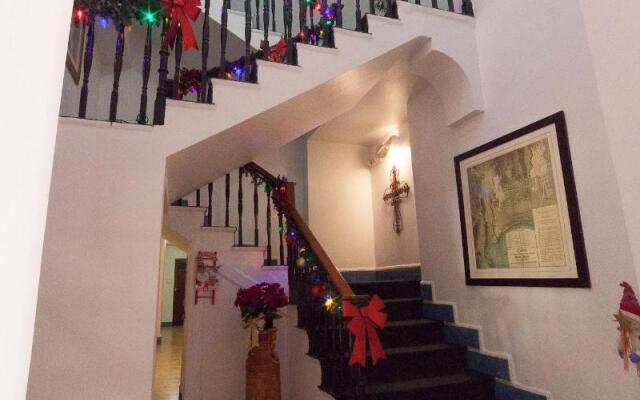 Hotel Colonial