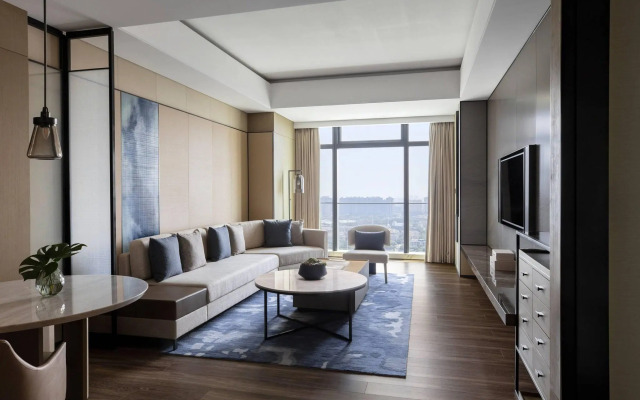 Zhangjiagang Marriott Hotel