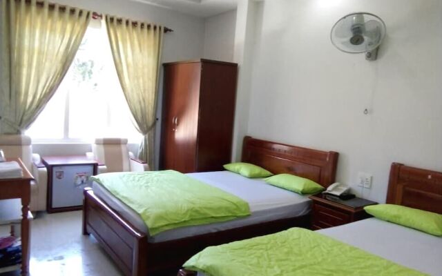 Oyo 852 Nam Ngoc Hotel
