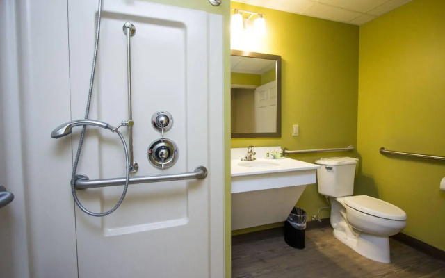 Cedar Point's Express Hotel