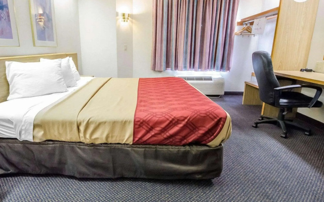 Econo Lodge London North