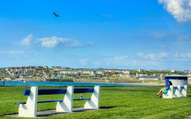 Kilkee Bay 23304
