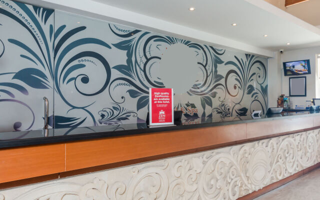 ZEN Rooms Benesari 5 Legian Kuta