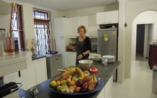 Loader St Magical Cottage