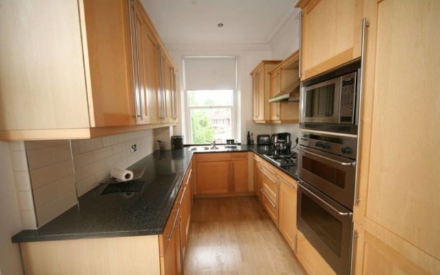 2 Bedroom Apartment in Wimbledon Village