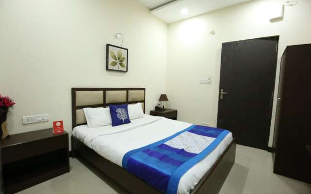 OYO 2660 Hotel Radhe Inn