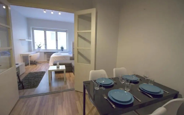 2ndhomes Comfy Apartment near the Sea