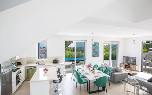 Villa Davina AQ Po490b