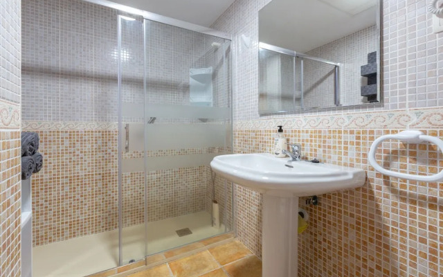 Tolox 2 in Tolox With 1 Bedrooms and 1 Bathrooms