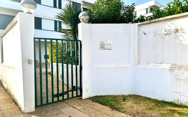VILAMOURA CENTRAL 4 WITH POOL by HOMING