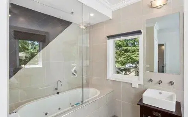 Lake Daylesford Apartments 4