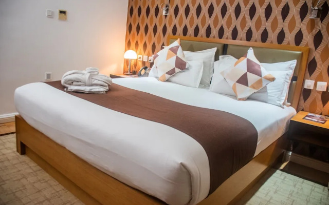 Pefaco Hotel Maya Maya