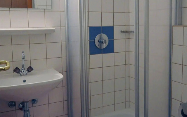 JUNGES HOTEL ZELL AM SEE - Hostel