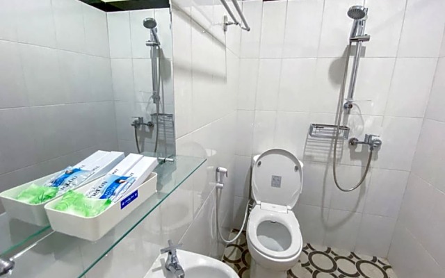 RedDoorz Syariah @ Mitra Guest House.