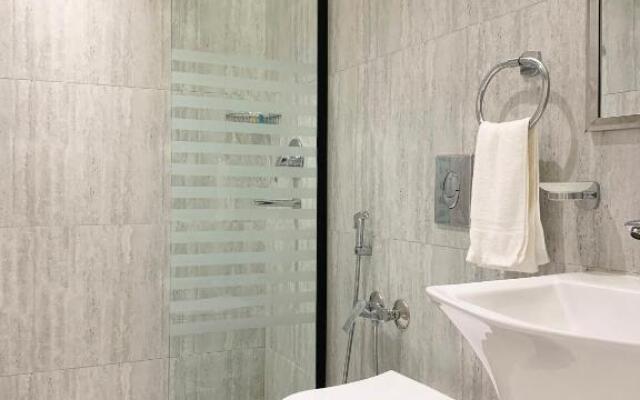 Kease Arid H -7 Luxury Gold Balcony AG61