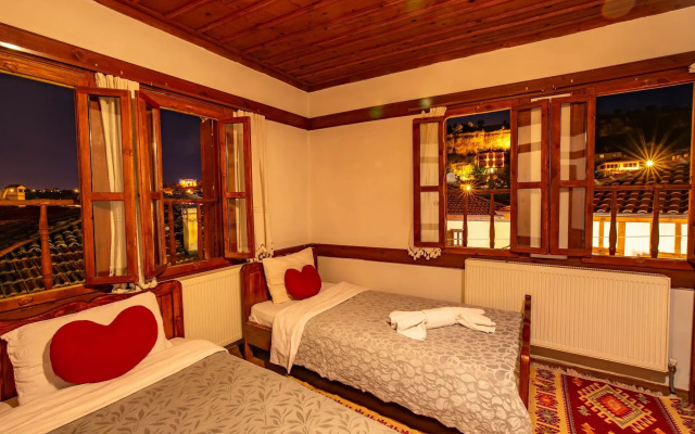 Beyzade Konak Otel