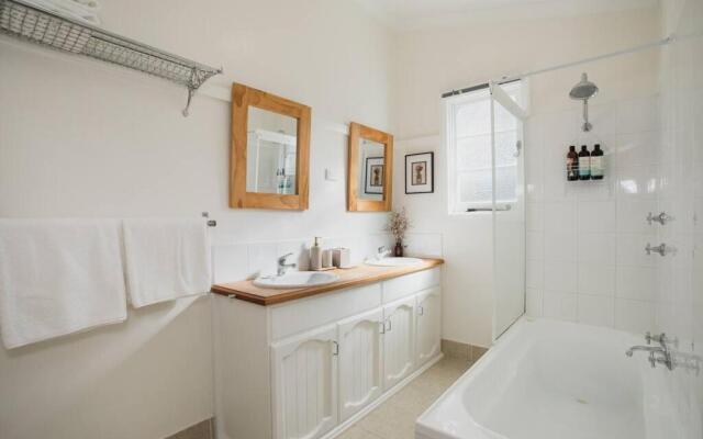 West View Cottage by the BnB Collection