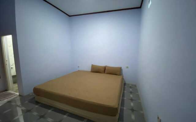 SPOT ON 93510 Penginapan Melati Tanjung Near Kantor Pengamat Pengairan Tanjung