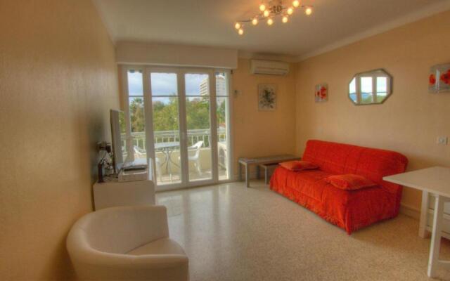 Studio 3 étoiles Vue mer 150m Plages Parking Clim WIFI