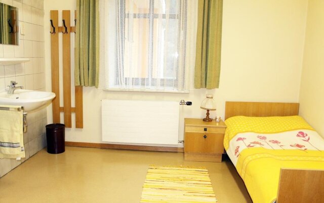 Post Hostel For Youth, Students and Pilgrims