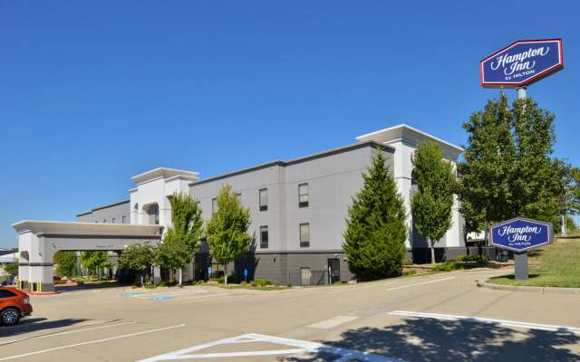 Hampton Inn Kansas City Northeast