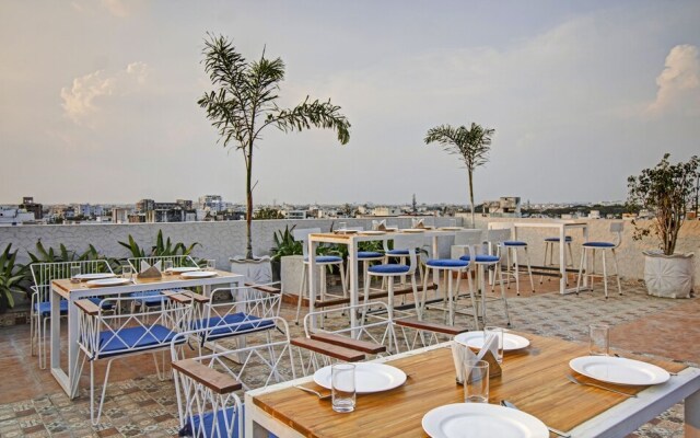 Treebo Premium Median Inn