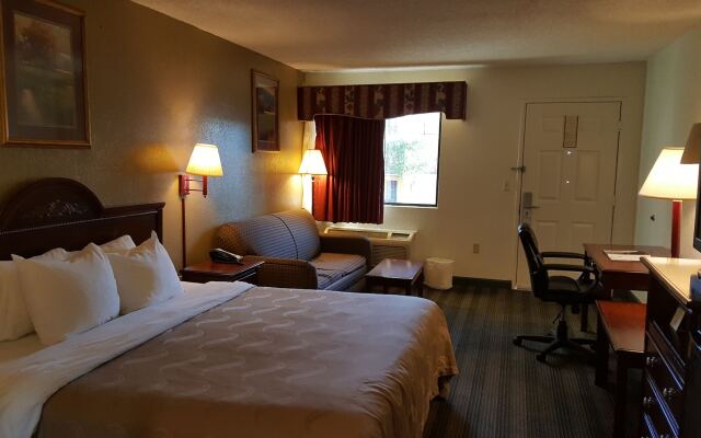 Quality Inn Mobile West Tillmans Corner