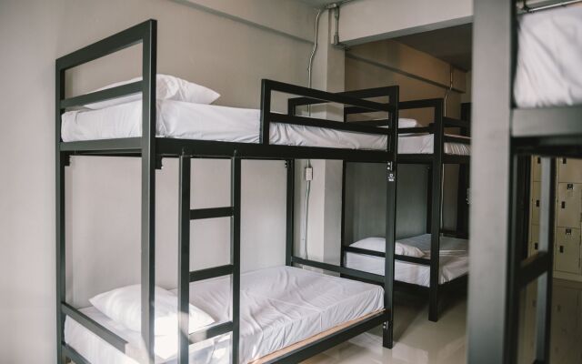 OYO 421 Guyasuka Hostel&cafe