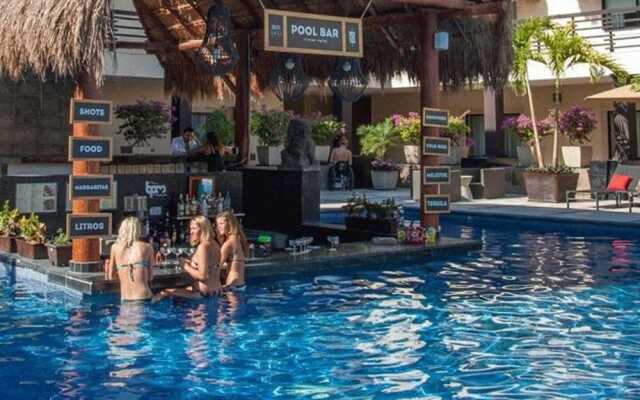 Beachfront Condo by Mamitas Beach