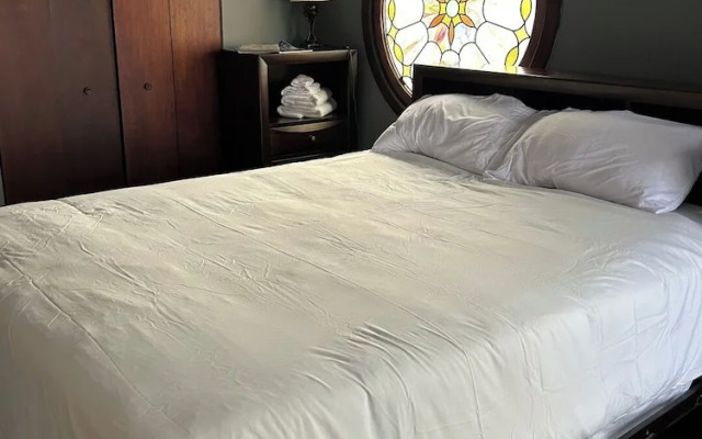Spacious 3BR Stay Pet Friendly + Wi-fi