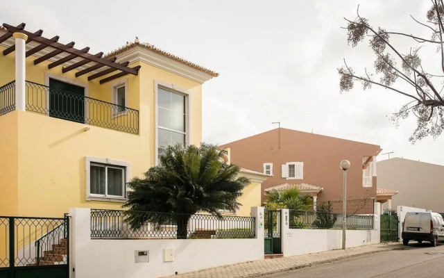 Moradia V3 Férias No Algarve Com Jacuzzi Privado