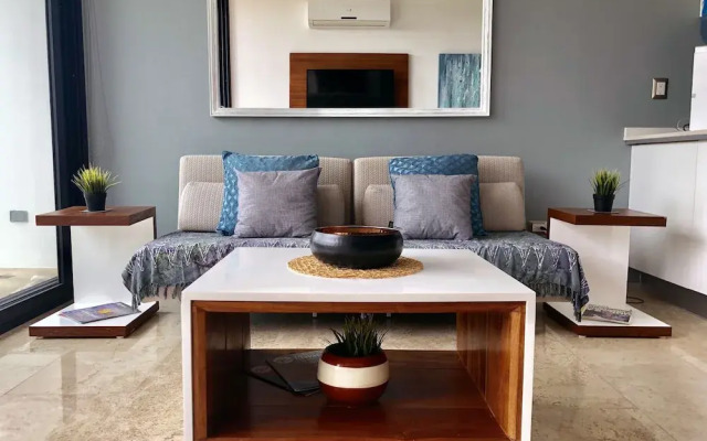 MOB 205 by Riviera Rentals