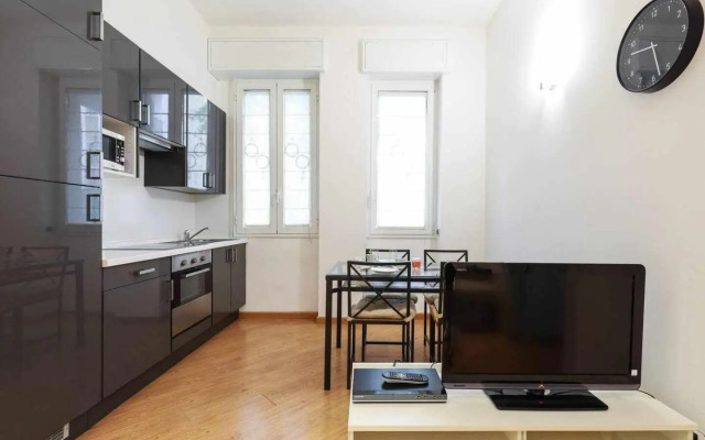 SV18C Charming modern flat S Ambrogio