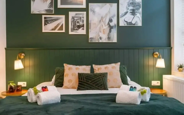 Art Deco Style Studio in the Heart of Bruges