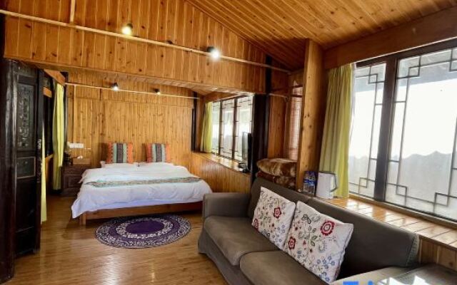 Lijiang Zhaofu Inn