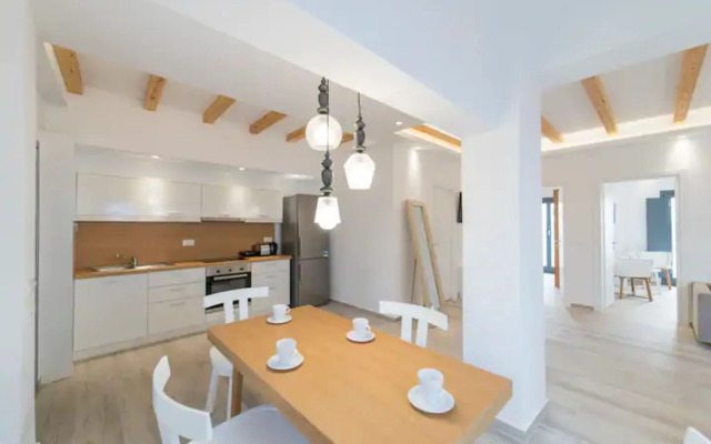 Nostos Apartments
