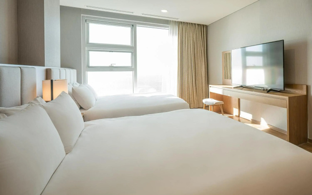 Hotel Tops 10