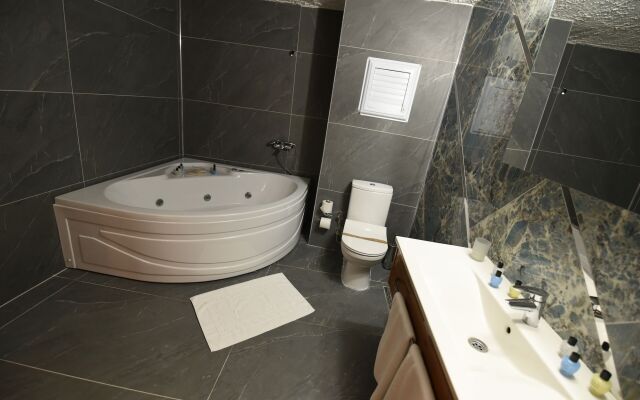 SIGNATURE GARDEN AVANOS Hotel & SPA