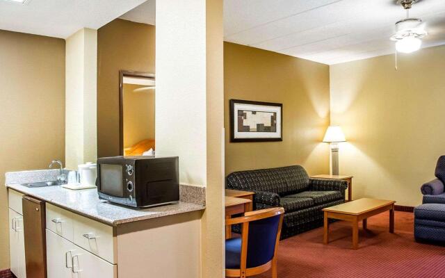 Quality Inn & Suites CVG Airport