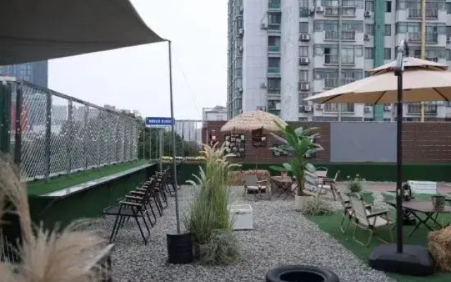 No.1 Hotel Apartment (Nanjing Jiangning Longhu Tianjie Zhushan Road Subway Station Branch)