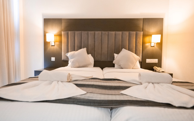 Napa Jay Hotel