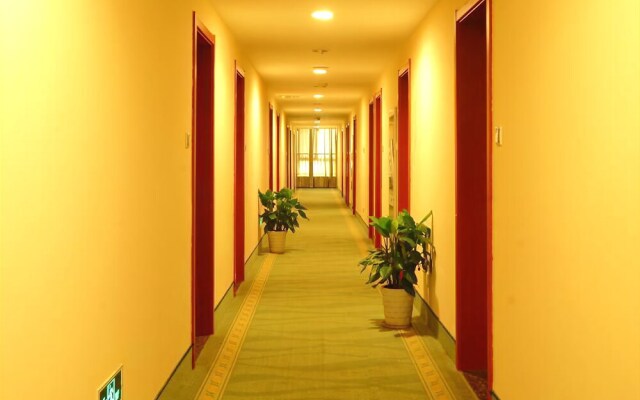 GreenTree Inn Nanjing South Railway Station North Square Hotel