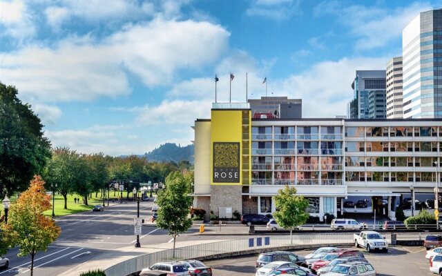 Staypineapple, Hotel Rose, Downtown Portland