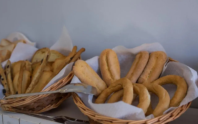 Niriides Hotel & Apartments