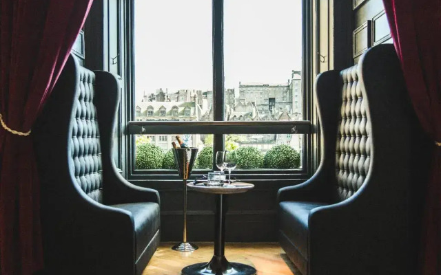 Hotel Indigo Edinburgh - Princes Street by IHG