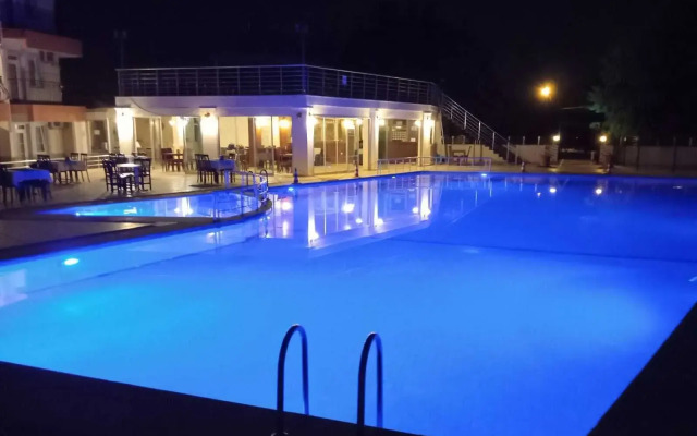 Grand Cınar Hotel