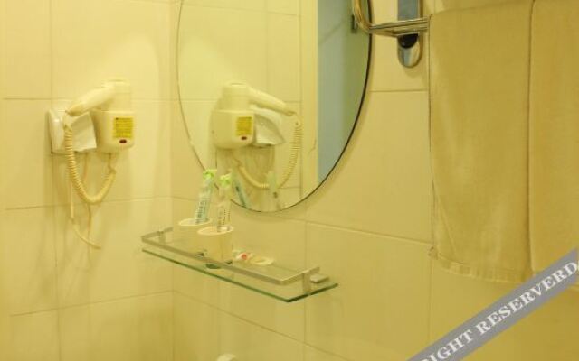 Tianyi Jinsheng Hotel (Shenyang Kaifa Avenue Subway Station)