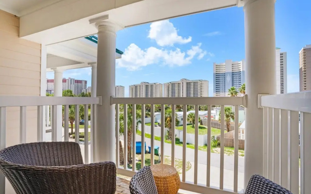 Sea La Vie on PCB