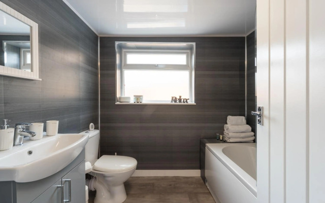 Adom Home Away From Home By Jesouth